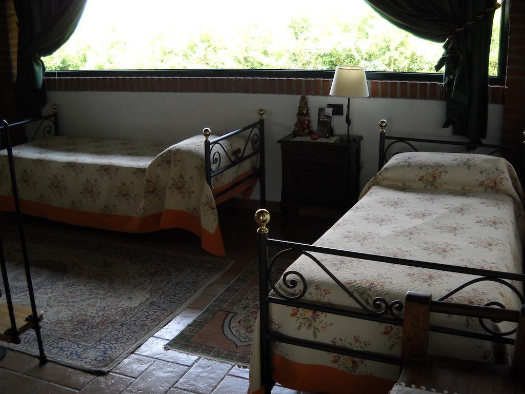 Agriturismo Maiocchi Villa Borgarello Room photo