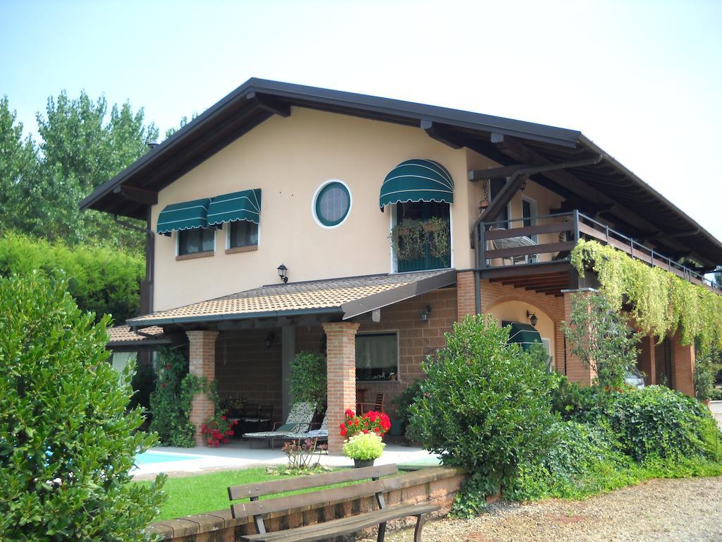 Agriturismo Maiocchi Villa Borgarello Exterior photo